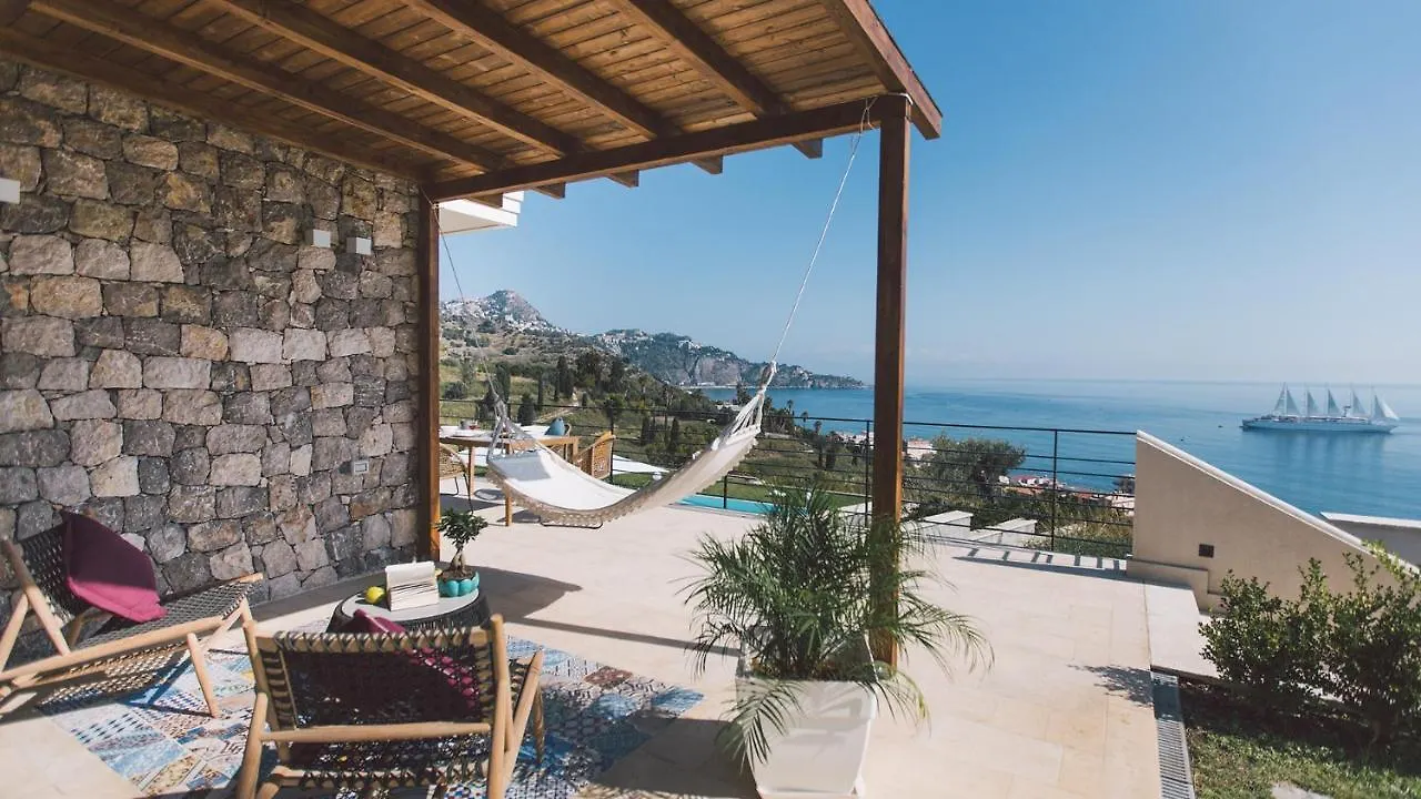 Villa Triscele 10, Emma Villas Giardini Naxos Italy