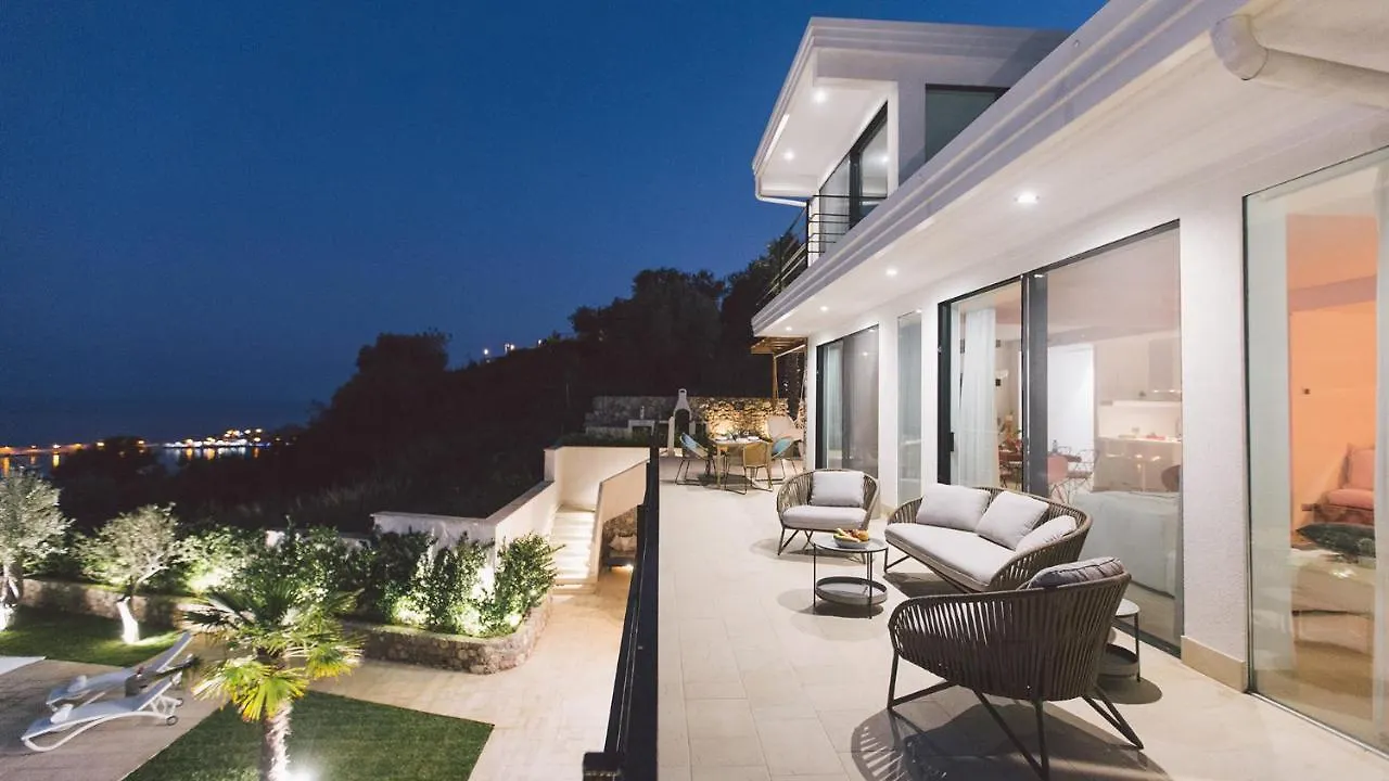 Villa Triscele 10, Emma Villas Giardini Naxos 0*,