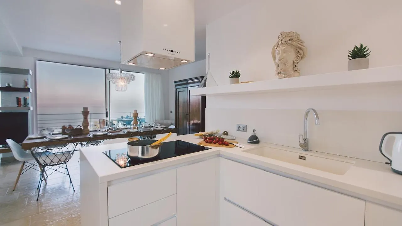 Villa Triscele 10, Emma Villas Giardini Naxos Italy