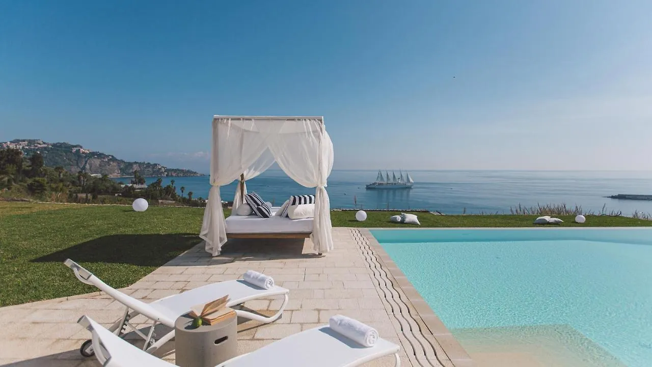 Villa Triscele 10, Emma Villas Giardini Naxos Italy